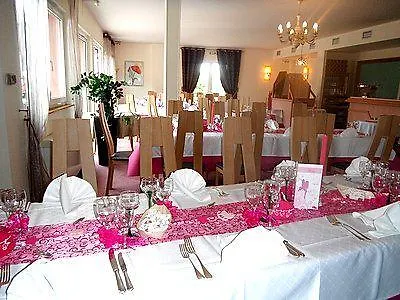 Hotell Hotel Restaurant Le Coquelicot Burnhaupt-le-Haut